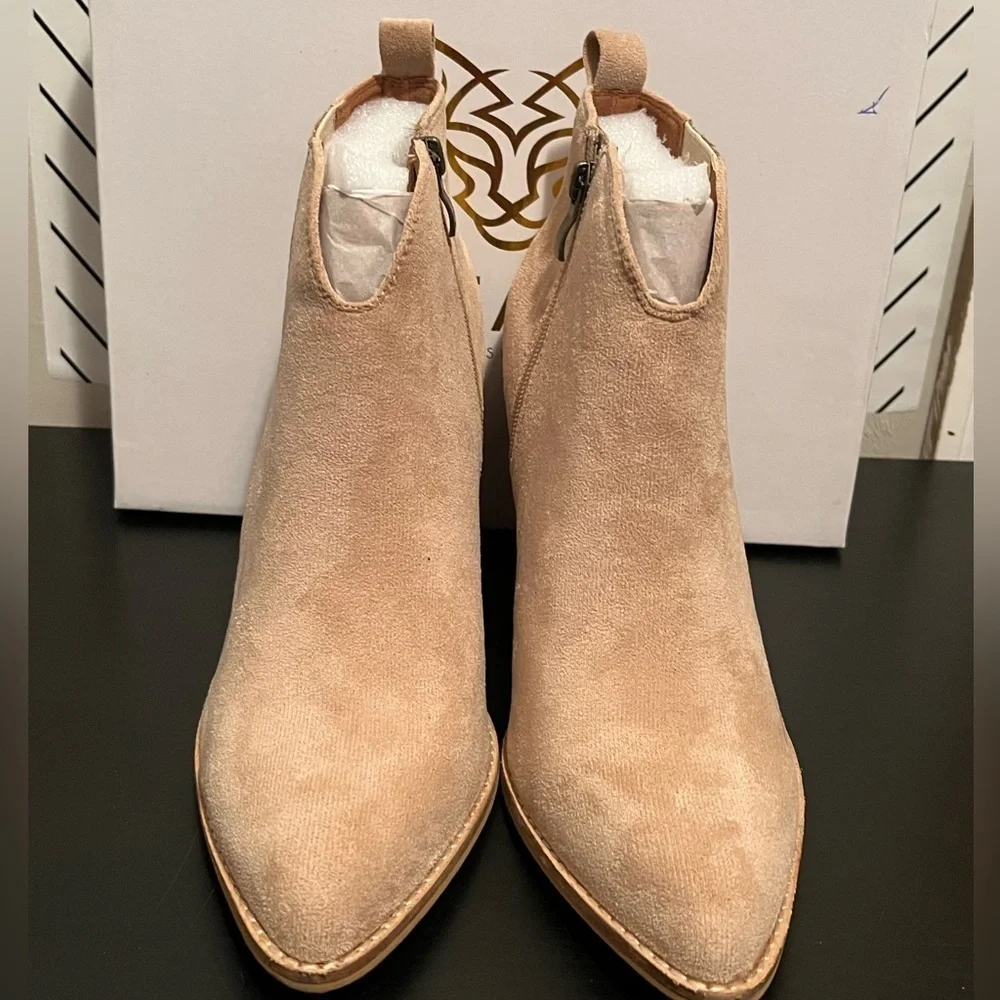 Beast Fashion, Jackie Ankle Boots NWT
